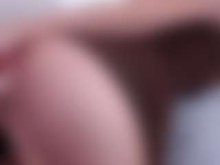 Live cam show with MaeBrowning - Foot Fetish Blonde Hair on CamClone