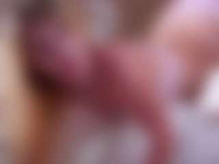 MaeBrowning's Live Sex Cam Show