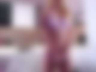 MaeBrowning's Live Sex Cam Show