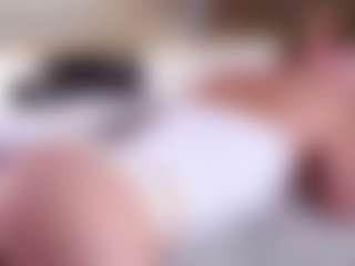 MaeBrowning's Live Sex Cam Show