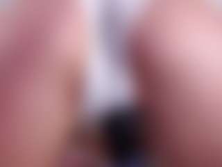 MaeBrowning's Live Sex Cam Show