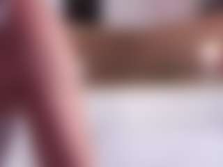 Live cam show with MaeBrowning - Tease on fapnchat