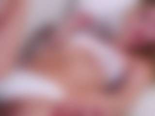 MaeBrowning's Live Sex Cam Show