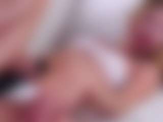 MaeBrowning's Live Sex Cam Show