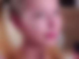 MaeBrowning's Live Sex Cam Show
