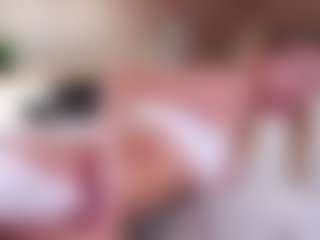 MaeBrowning's Live Sex Cam Show
