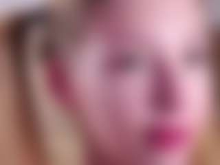 MaeBrowning's Live Sex Cam Show