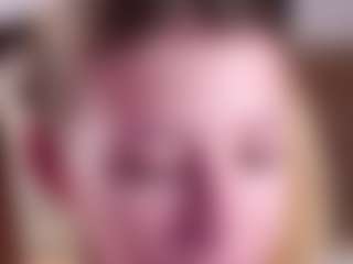 MaeBrowning's Live Sex Cam Show