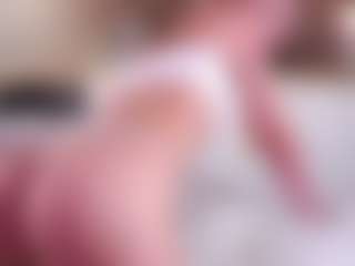 MaeBrowning's Live Sex Cam Show