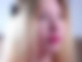 MaeBrowning's Live Sex Cam Show