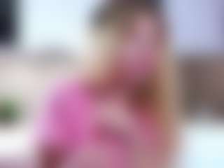 Live cam show with MaeBrowning - Blonde Hair on Hubzter Live