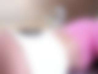 MaeBrowning's Live Sex Cam Show