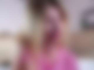 Live cam show with MaeBrowning - Skinny White on live18s.com | united states