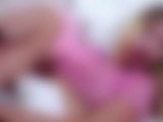 Live cam show with MaeBrowning - Lingerie on Milf Play