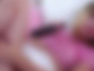 Live cam show with MaeBrowning - Cum on chickslive.net