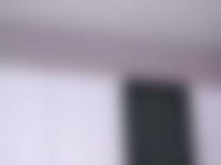 Live cam show with MaeBrowning - Camel Toe on chickslive.net