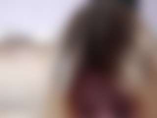 Live cam show with MaeBrowning - Blonde Hair Shaved Pussy on Latina Girls