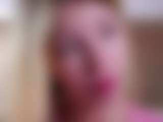 MaeBrowning's Live Sex Cam Show