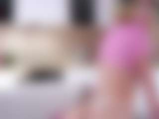 MaeBrowning's Live Sex Cam Show