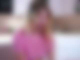 MaeBrowning's Live Sex Cam Show