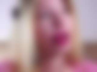 MaeBrowning's Live Sex Cam Show