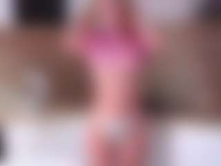 MaeBrowning's Live Sex Cam Show