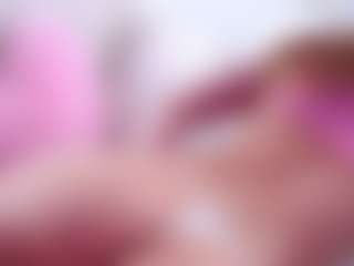 MaeBrowning's Live Sex Cam Show