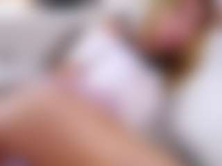 MaeBrowning's Live Sex Cam Show