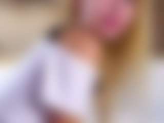 MaeBrowning's Live Sex Cam Show