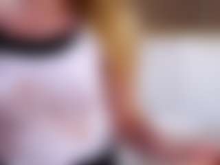 Live cam show with MaeBrowning - Blonde Hair Toys on thefappeningchat.com