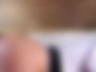 MaeBrowning's Live Sex Cam Show