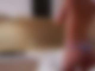 Live cam show with MaeBrowning - Blonde Hair Petite on Cam Slut