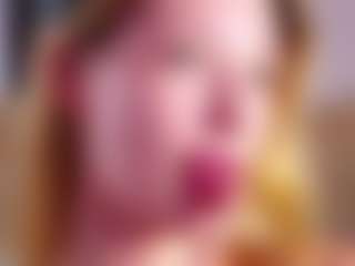MaeBrowning's Live Sex Cam Show