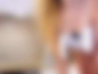 MaeBrowning's Live Sex Cam Show