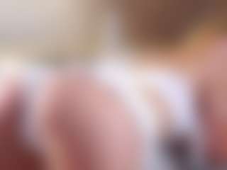 MaeBrowning's Live Sex Cam Show