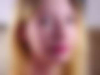 MaeBrowning's Live Sex Cam Show