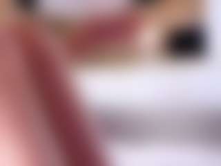 MaeBrowning's Live Sex Cam Show