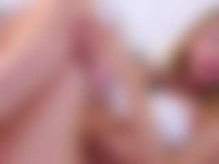 MaeBrowning's Live Sex Cam Show