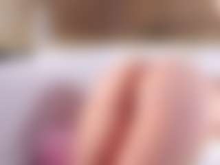MaeBrowning's Live Sex Cam Show