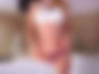 MaeBrowning's Live Sex Cam Show