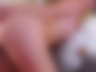 MaeBrowning's Live Sex Cam Show