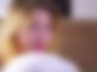 MaeBrowning's Live Sex Cam Show