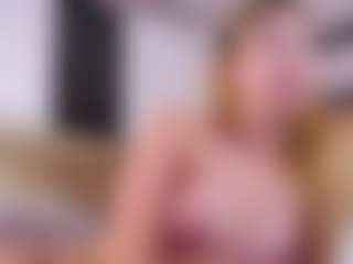 MaeBrowning's Live Sex Cam Show