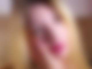 MaeBrowning's Live Sex Cam Show