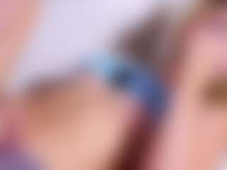 MaeBrowning's Live Sex Cam Show