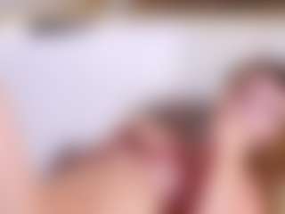MaeBrowning's Live Sex Cam Show