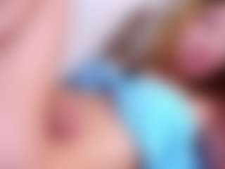 MaeBrowning's Live Sex Cam Show