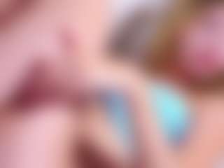 MaeBrowning's Live Sex Cam Show