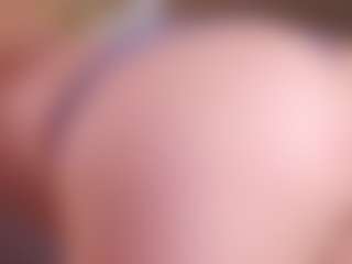 MaeBrowning's Live Sex Cam Show