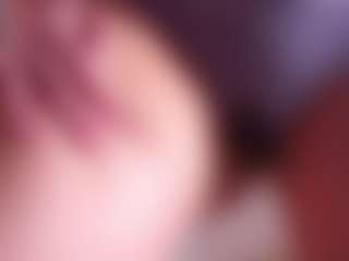 MaeBrowning's Live Sex Cam Show